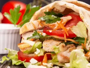 El origen del Kebab: ¿Quién lo inventó y por qué?